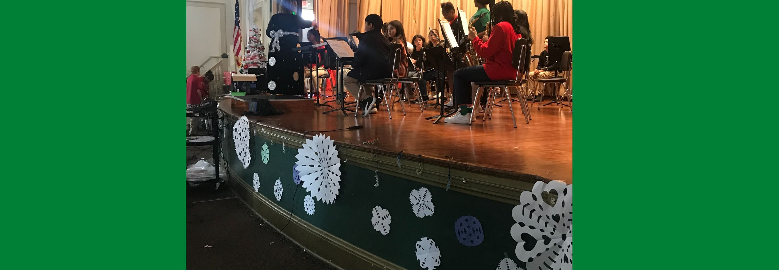 LMS Band students perform for the Christmas Concert